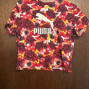 Women’s puma tee shirt size large